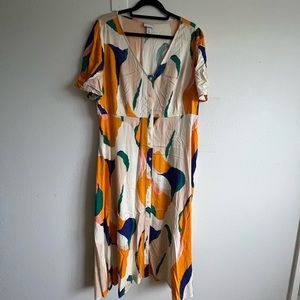 Abstract pattern button dress